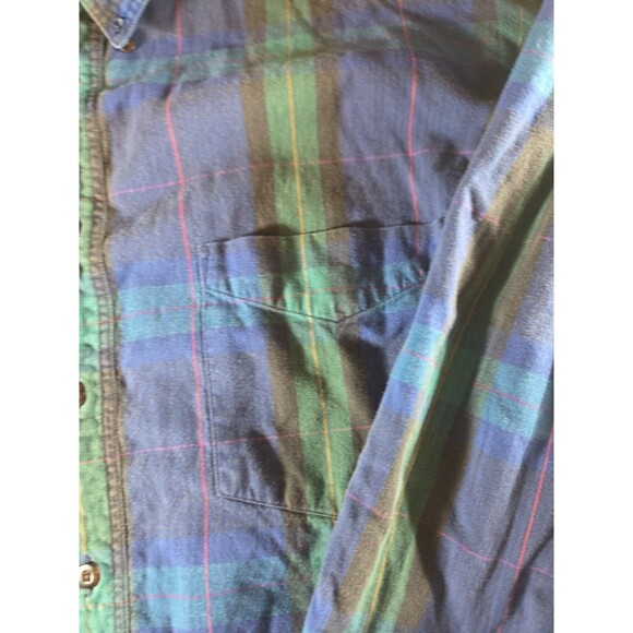 Van Heusen 417 Button Up Shirt. Green Blue Plaid. Long Sleeve. Size XL - Picture 3 of 5